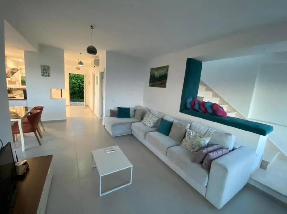 The Olives Terrace Residences Dhermi