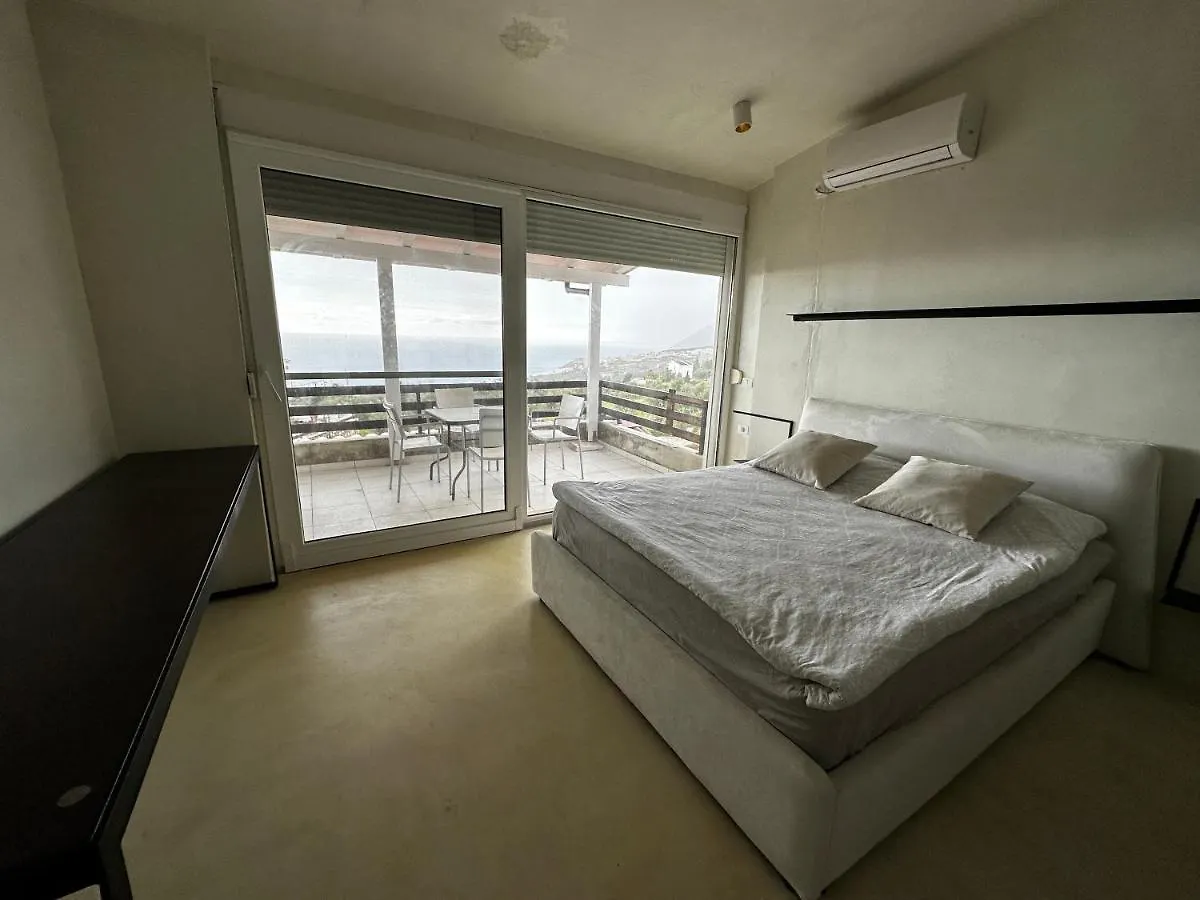 Aparthotel The Olives Terrace Residences Dhermi