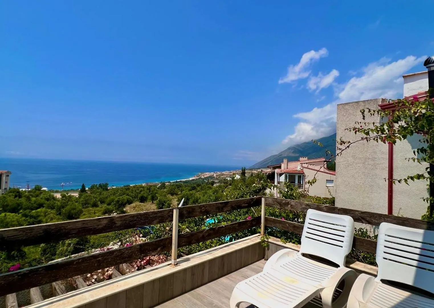 Apartahotel The Olives Terrace Residences Dhërmi