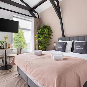 limehome-amsterdam-hemonystraat.amsterdamhotelsnl.com/